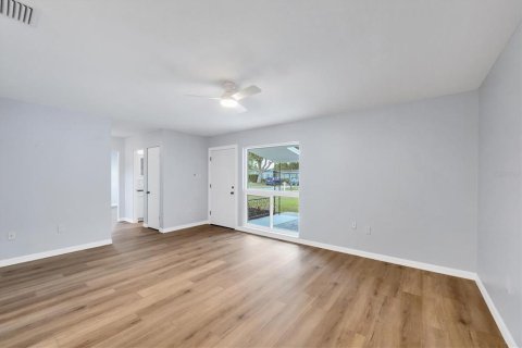 Casa en venta en Sarasota, Florida, 3 dormitorios, 145.67 m2 № 1762163 - foto 5