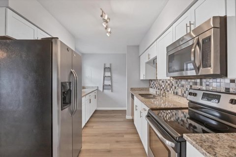 Casa en venta en Sarasota, Florida, 3 dormitorios, 145.67 m2 № 1762163 - foto 8