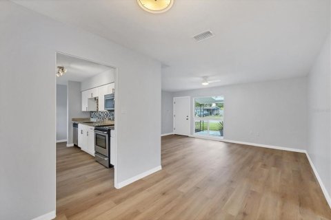 Casa en venta en Sarasota, Florida, 3 dormitorios, 145.67 m2 № 1762163 - foto 11