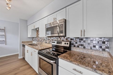 Casa en venta en Sarasota, Florida, 3 dormitorios, 145.67 m2 № 1762163 - foto 9