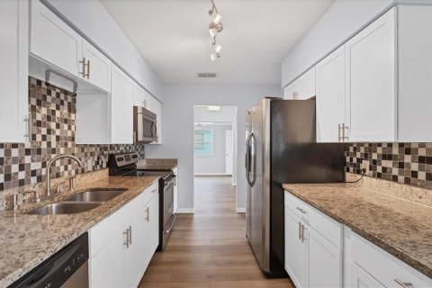 Casa en venta en Sarasota, Florida, 3 dormitorios, 145.67 m2 № 1762163 - foto 10