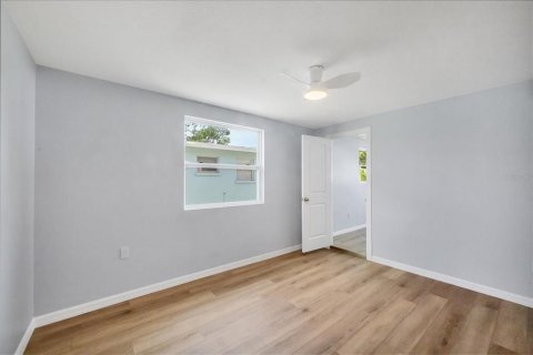 Casa en venta en Sarasota, Florida, 3 dormitorios, 145.67 m2 № 1762163 - foto 13