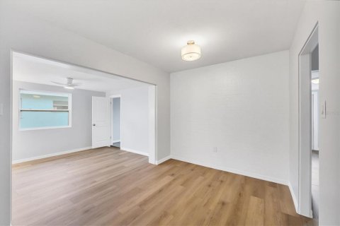 Casa en venta en Sarasota, Florida, 3 dormitorios, 145.67 m2 № 1762163 - foto 12