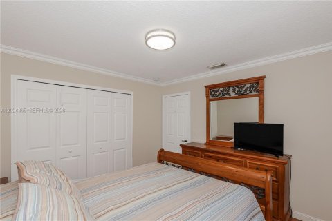Casa en venta en Pembroke Pines, Florida, 4 dormitorios, 194.91 m2 № 2178133 - foto 25