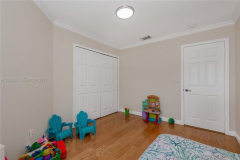Casa en venta en Pembroke Pines, Florida, 4 dormitorios, 194.91 m2 № 2178133 - foto 29