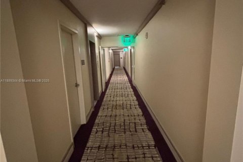 Copropriété à vendre à Aventura, Floride: 2 chambres, 107.58 m2 № 1941373 - photo 15