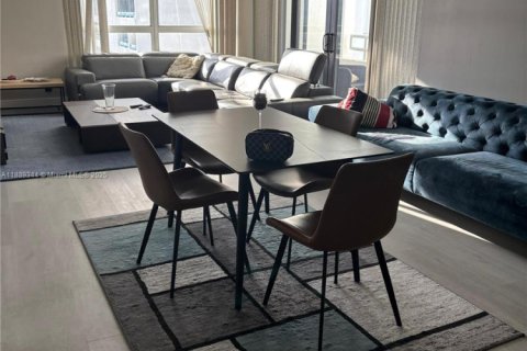 Copropriété à vendre à Aventura, Floride: 2 chambres, 107.58 m2 № 1941373 - photo 18