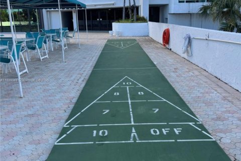 Copropriété à vendre à Aventura, Floride: 2 chambres, 107.58 m2 № 1941373 - photo 10