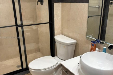 Copropriété à vendre à Aventura, Floride: 2 chambres, 107.58 m2 № 1941373 - photo 23