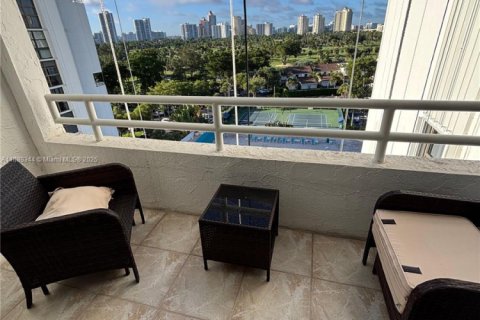 Copropriété à vendre à Aventura, Floride: 2 chambres, 107.58 m2 № 1941373 - photo 28