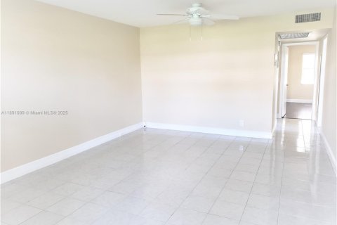 Condo in Boca Raton, Florida, 2 bedrooms  № 1953667 - photo 2