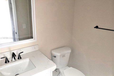 Condo in Boca Raton, Florida, 2 bedrooms  № 1953667 - photo 7