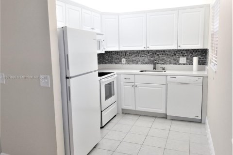 Condo in Boca Raton, Florida, 2 bedrooms  № 1953667 - photo 3