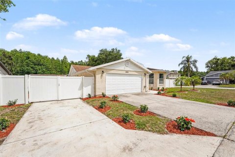 Villa ou maison à vendre à Tampa, Floride: 4 chambres, 174.93 m2 № 2097242 - photo 5