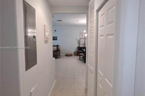 Copropriété à louer à Miramar, Floride: 3 chambres, 132.48 m2 № 1982703 - photo 8