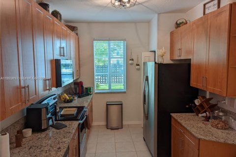 Copropriété à louer à Miramar, Floride: 3 chambres, 132.48 m2 № 1982703 - photo 2