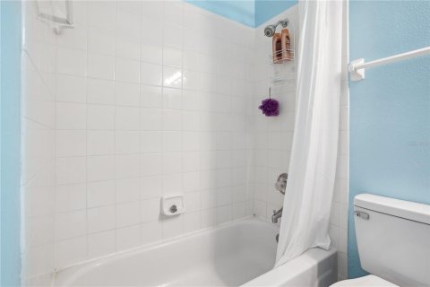 Townhouse in Davenport, Florida 3 bedrooms, 128.76 sq.m. № 1532429 - photo 10