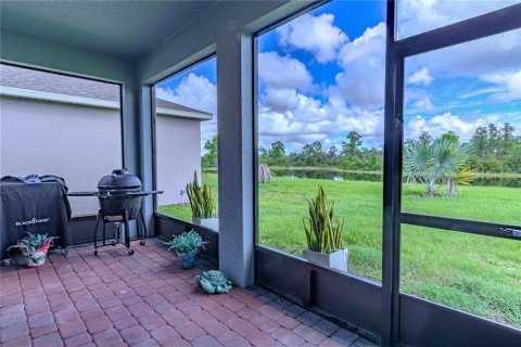 Villa ou maison à vendre à Clermont, Floride: 3 chambres, 169.27 m2 № 2354723 - photo 4
