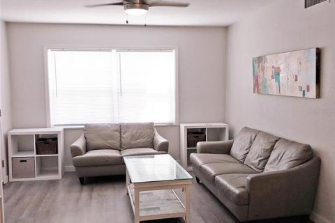 Condominio en venta en Port Charlotte, Florida, 2 dormitorios, 85.38 m2 № 1905508 - foto 8