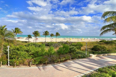 Снять в аренду кондоминиум в Майами-Бич, Флорида 51.1м2, № 1991809 - фото 14