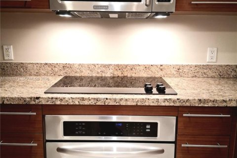 Снять в аренду кондоминиум в Санрайз, Флорида 1 спальня, 88.63м2, № 2051131 - фото 7