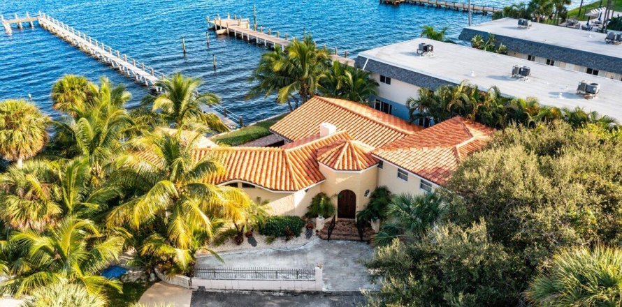 Casa en Lantana, Florida 3 dormitorios, 184.69 m2 № 857810