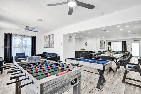 Villa ou maison à louer à Hollywood, Floride: 3 chambres, 148.64 m2 № 1980076 - photo 21