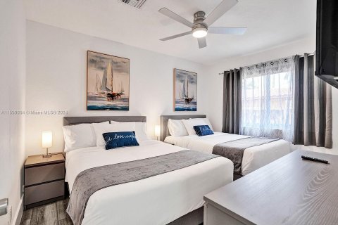 Villa ou maison à louer à Hollywood, Floride: 3 chambres, 148.64 m2 № 1980076 - photo 28