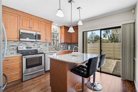 Villa ou maison à louer à Sarasota, Floride: 2 chambres, 138.24 m2 № 1902951 - photo 12