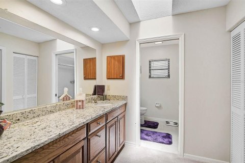 Villa ou maison à louer à Sarasota, Floride: 2 chambres, 138.24 m2 № 1902951 - photo 27