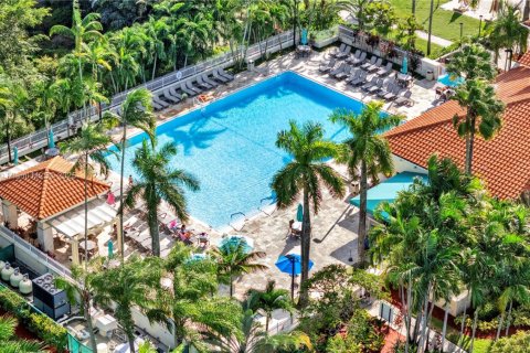 Condo in Doral, Florida, 3 bedrooms  № 1954938 - photo 1