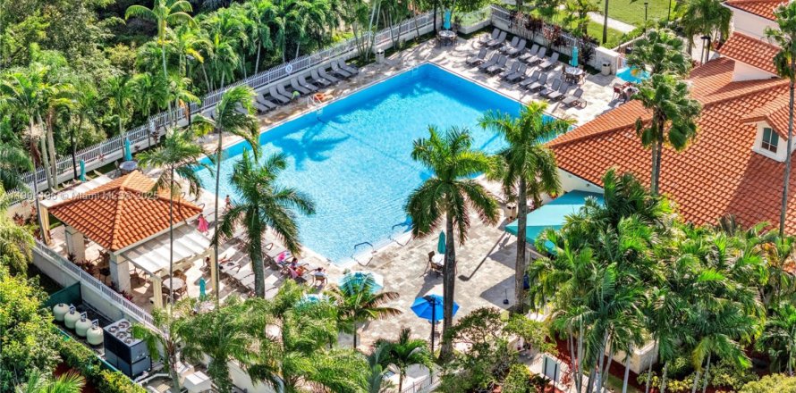 Condo in Doral, Florida, 3 bedrooms  № 1954938