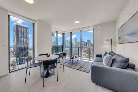 Condo in Miami, Florida, 2 bedrooms № 2252444 - photo 14