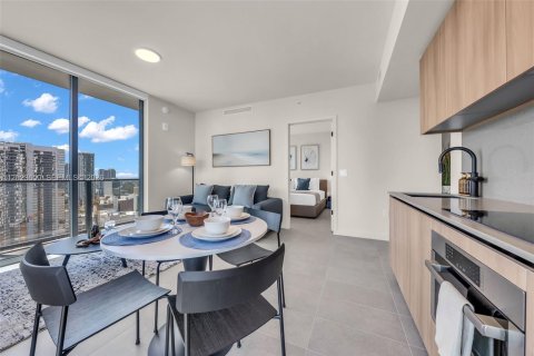 Condo in Miami, Florida, 2 bedrooms № 2252444 - photo 21