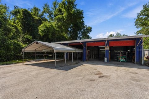 Commercial property in Alachua, Florida № 2098875 - photo 2