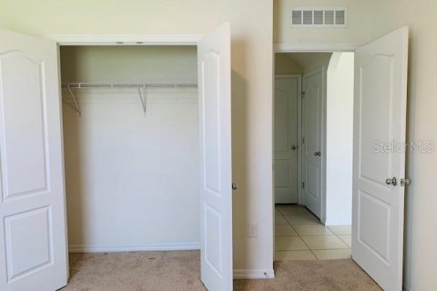 Casa en alquiler en Davenport, Florida, 5 dormitorios, 250.46 m2 № 1856192 - foto 14