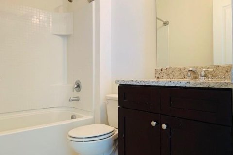 Casa en alquiler en Davenport, Florida, 5 dormitorios, 250.46 m2 № 1856192 - foto 18