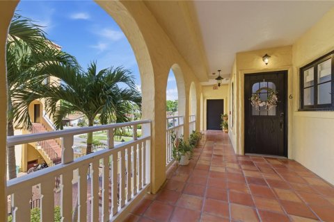 Condominio en venta en Saint Petersburg, Florida, 2 dormitorios, 112.32 m2 № 2239640 - foto 26