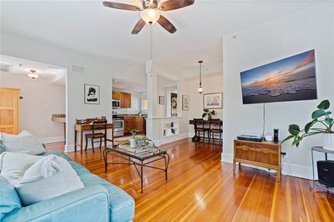 Condominio en venta en Saint Petersburg, Florida, 2 dormitorios, 112.32 m2 № 2239640 - foto 10