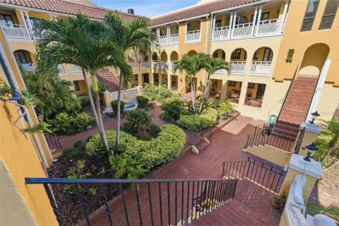 Condominio en venta en Saint Petersburg, Florida, 2 dormitorios, 112.32 m2 № 2239640 - foto 30