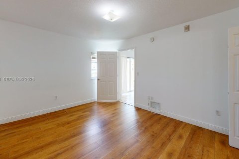 Купить кондоминиум в Майами, Флорида 2 спальни, 83.61м2, № 1997487 - фото 19