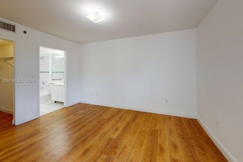 Купить кондоминиум в Майами, Флорида 2 спальни, 83.61м2, № 1997487 - фото 21