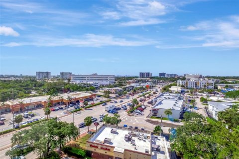 Commercial property in North Miami, Florida № 1809496 - photo 14