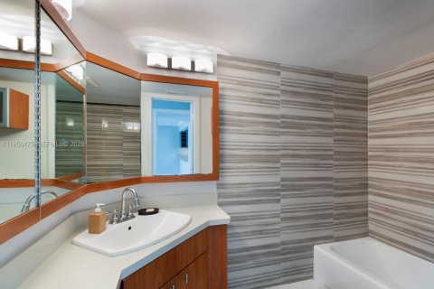 Appartement à louer à Miami, Floride: 1 chambre № 2010560 - photo 14