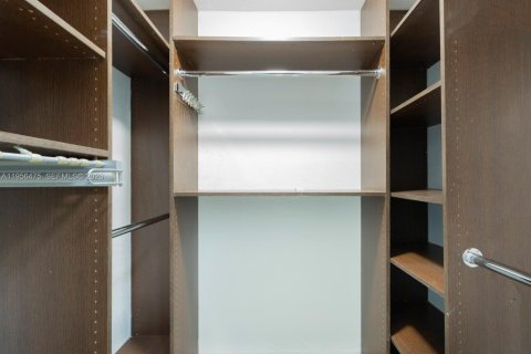 Appartement à louer à Miami, Floride: 1 chambre № 2010560 - photo 16