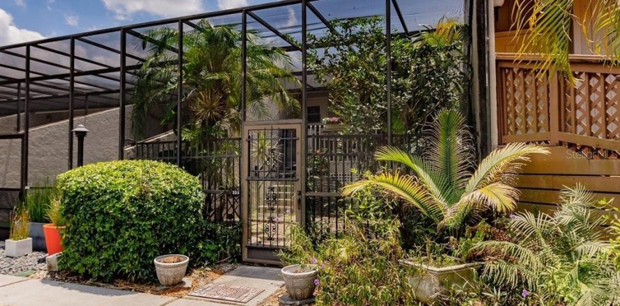 Condo in Sarasota, Florida, 1 bedroom № 1597682