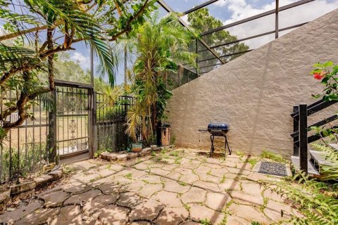 Condo in Sarasota, Florida, 1 bedroom  № 1597682 - photo 2