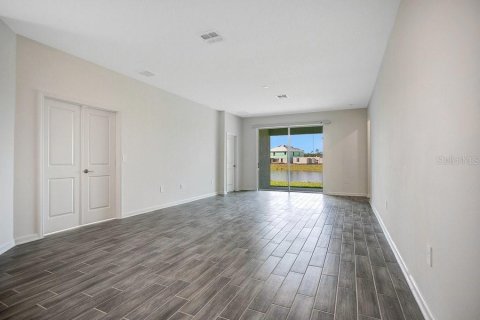 Casa en venta en Davenport, Florida, 4 dormitorios, 193.24 m2 № 1442479 - foto 5