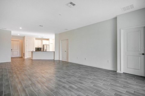Casa en venta en Davenport, Florida, 4 dormitorios, 193.24 m2 № 1442479 - foto 3