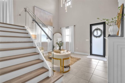 Condominio en venta en Hialeah, Florida, 4 dormitorios, 234.86 m2 № 2069190 - foto 7